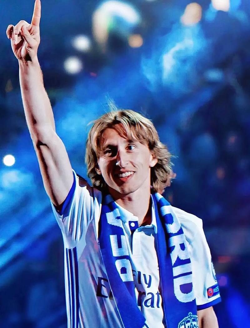 约基奇39+10+10大洛26+7 掘金主场力克雄鹿