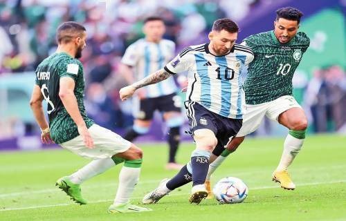 德州扑克别被一把好牌骗（德州扑克别让好牌蒙蔽你）