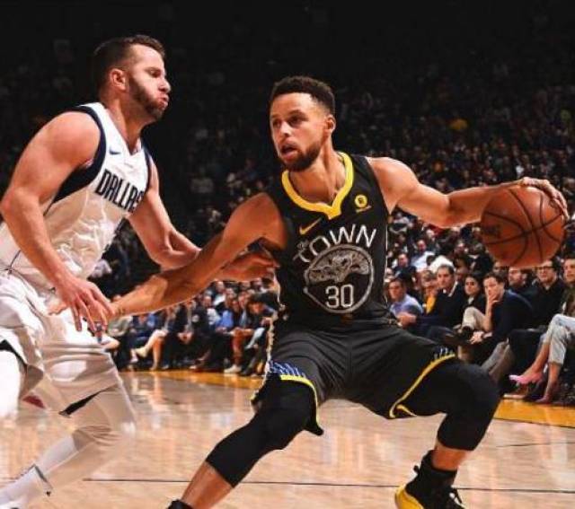 或根据运动 或根据运动